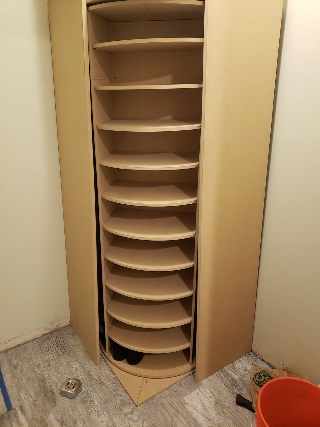 custom spinning shoe rack