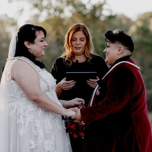 We were so lucky to have Lynae be our officiant! S