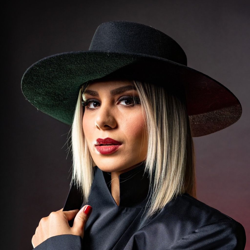 Persian vocal coach