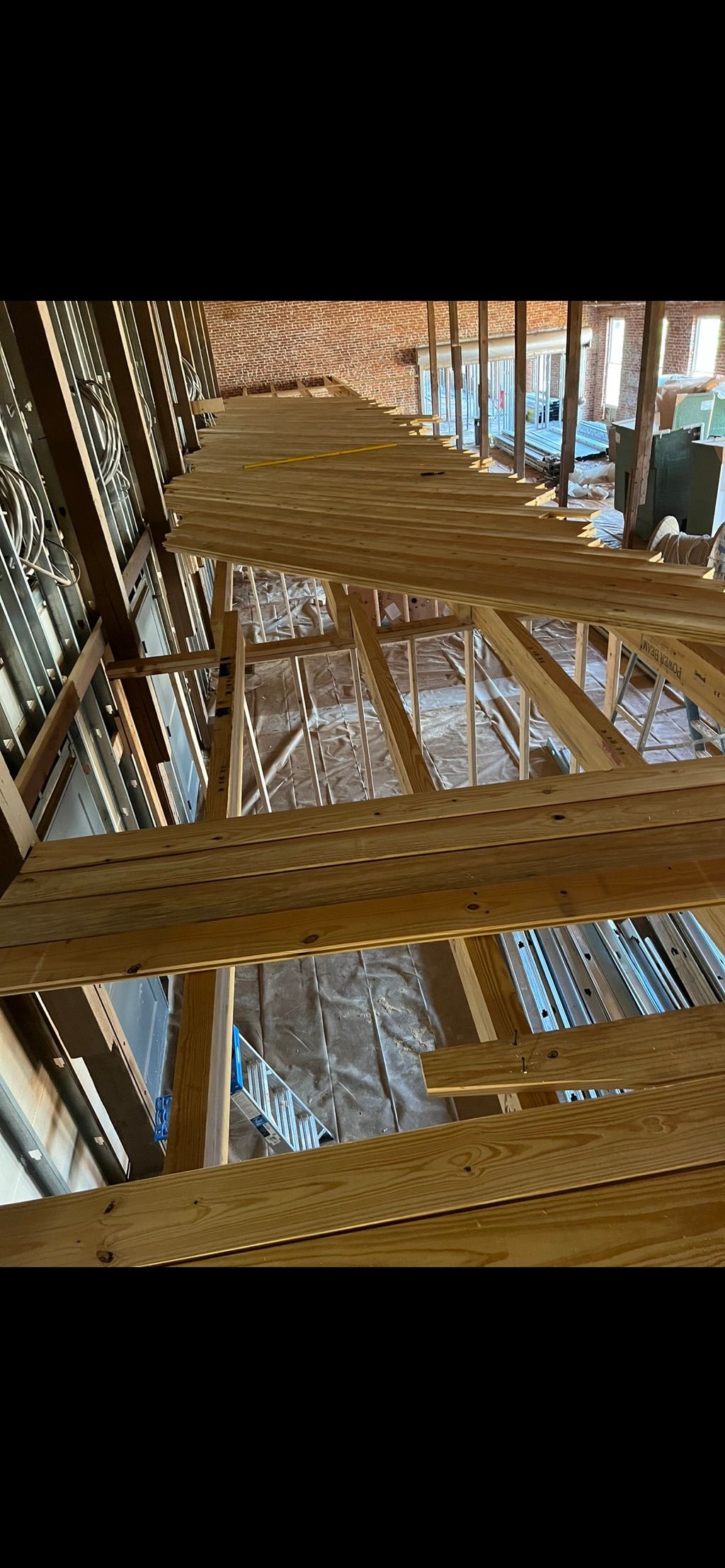 Building a tongue and groove floor for loft apartm