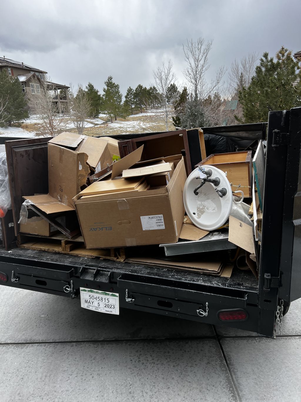Hauling Trash & Debris