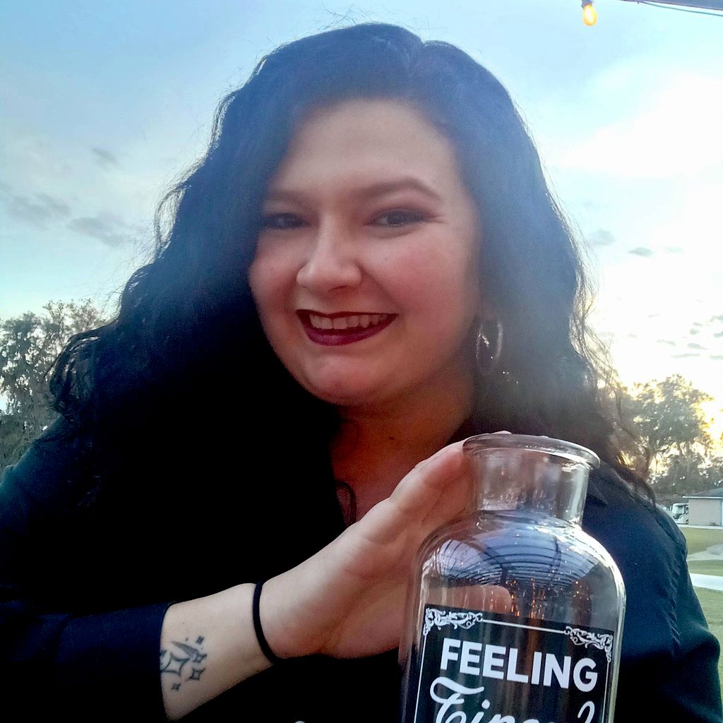 Genesis Mondt-Professional Bartender