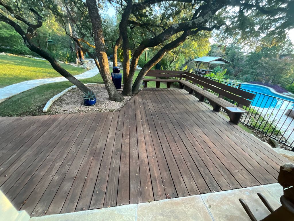 Deck Staining and Sealing