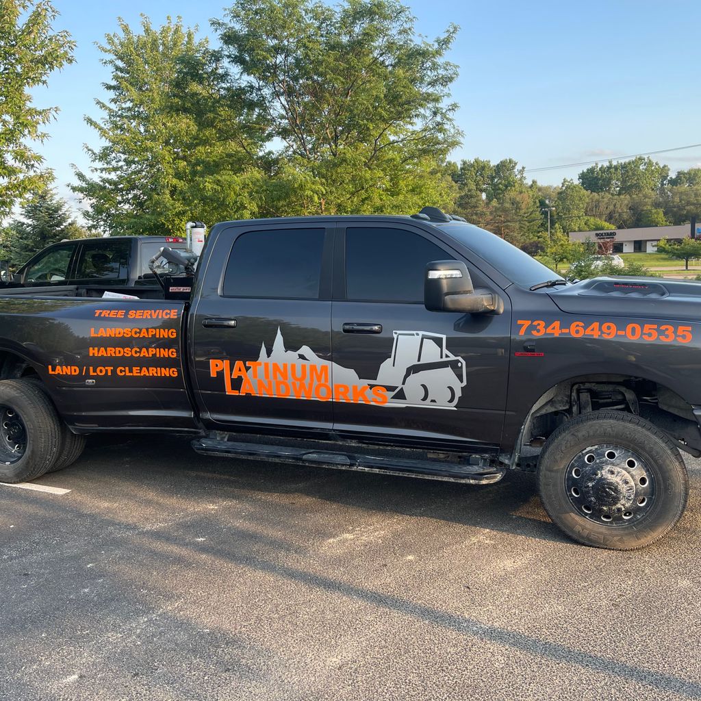 Platinum Landworks LLC
