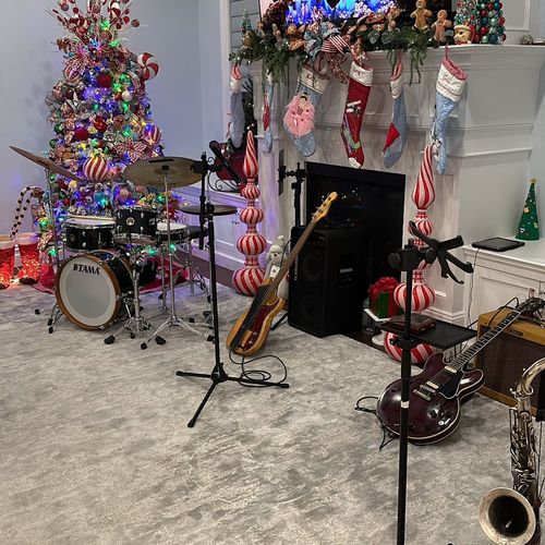 AGMusic Jazz Quartet set up for a Christmas party 