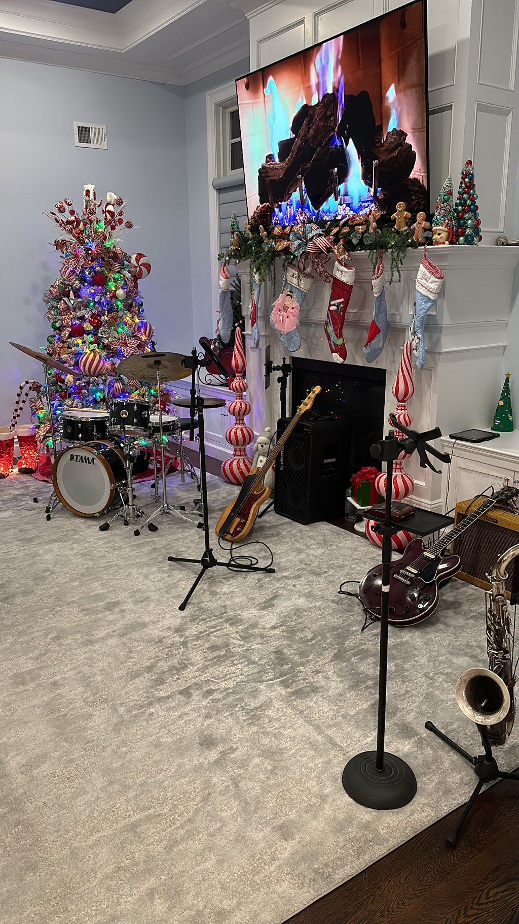 AGMusic Jazz Quartet set up for a Christmas party 