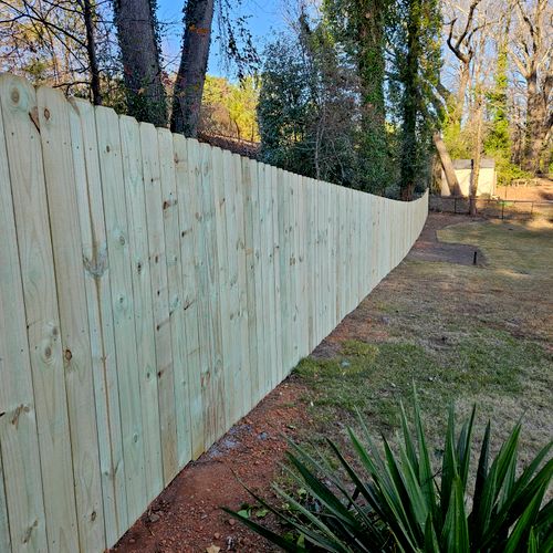 wood Fence 6 feet tall 