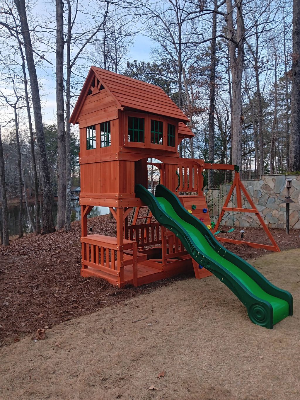 playhouse 2 days b4 Christmas 
