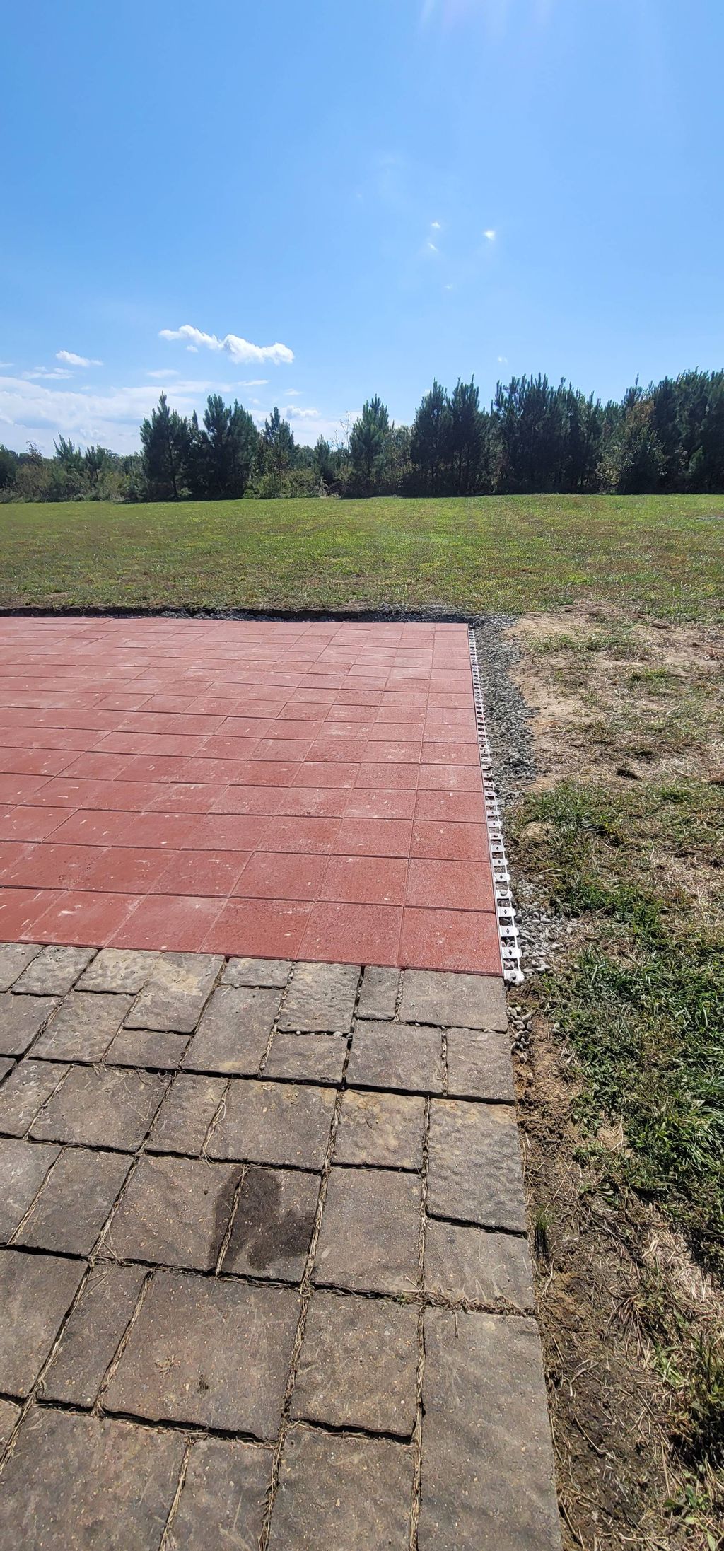 Patio pavers installation 