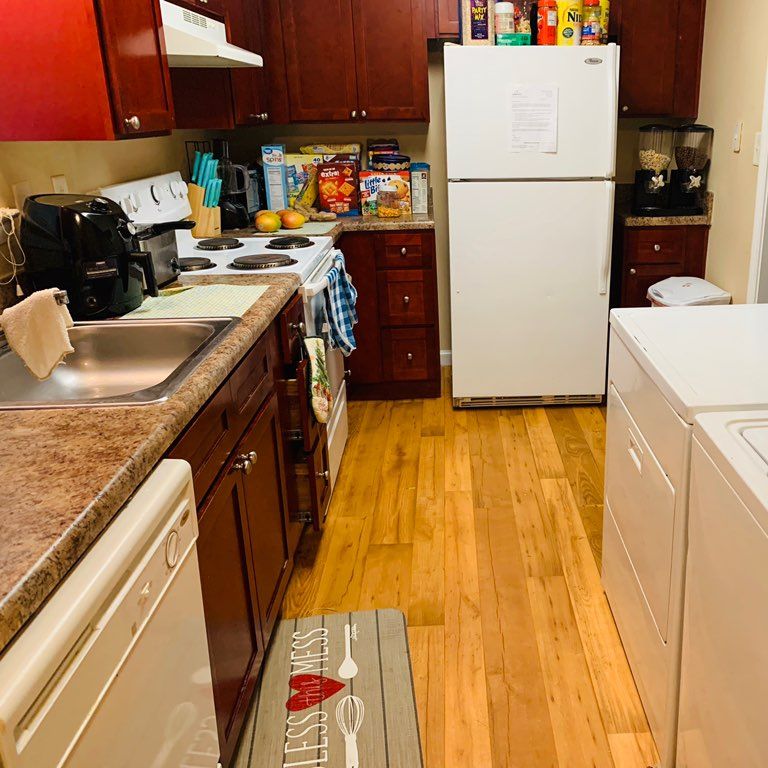 Boomers Cleaners Fresh LLC