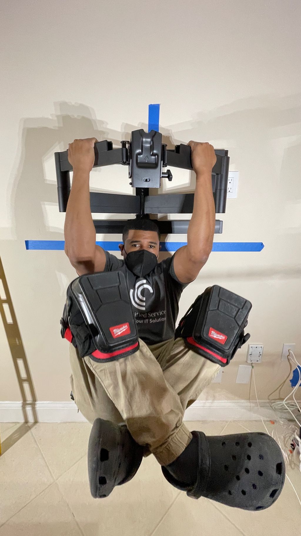 EXTERIOR WALL / Hang Test @ 175 Pounds