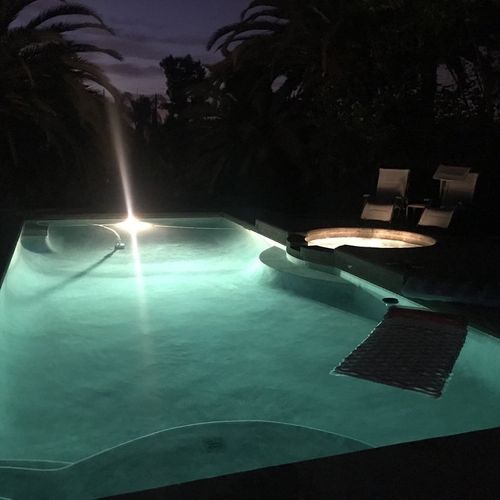 Last summer, I spruced up my pool with new lights 