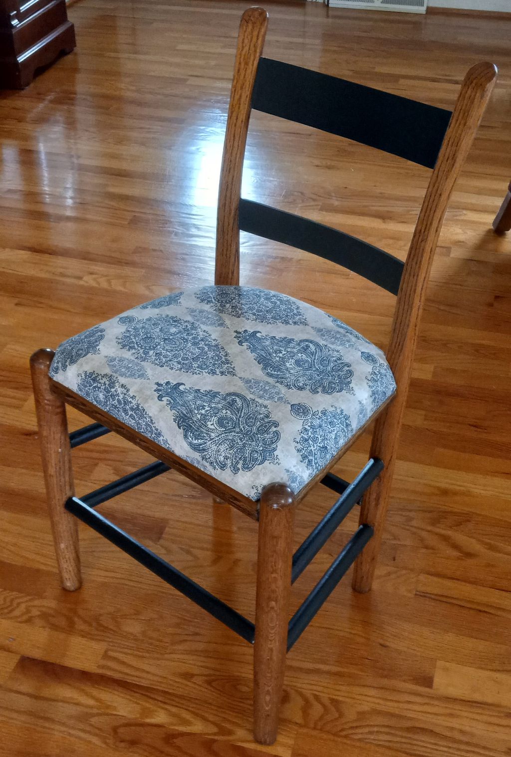 chair (after)