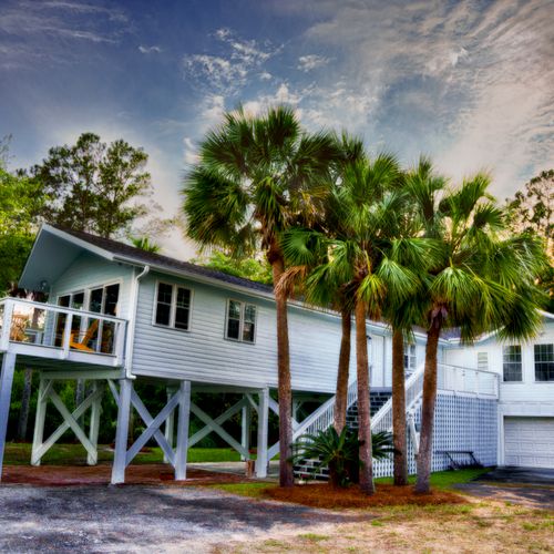 Stay at Pelican's Perch in Pawleys Island, SC!