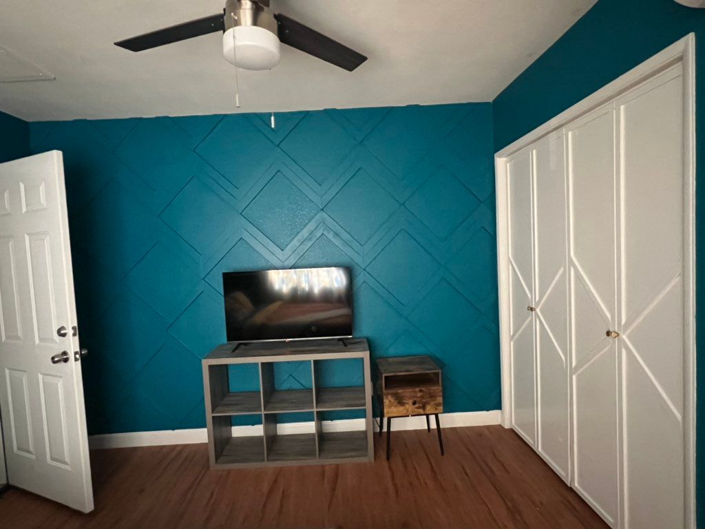 Diamond Geometric Guest TV Wall Bedroom