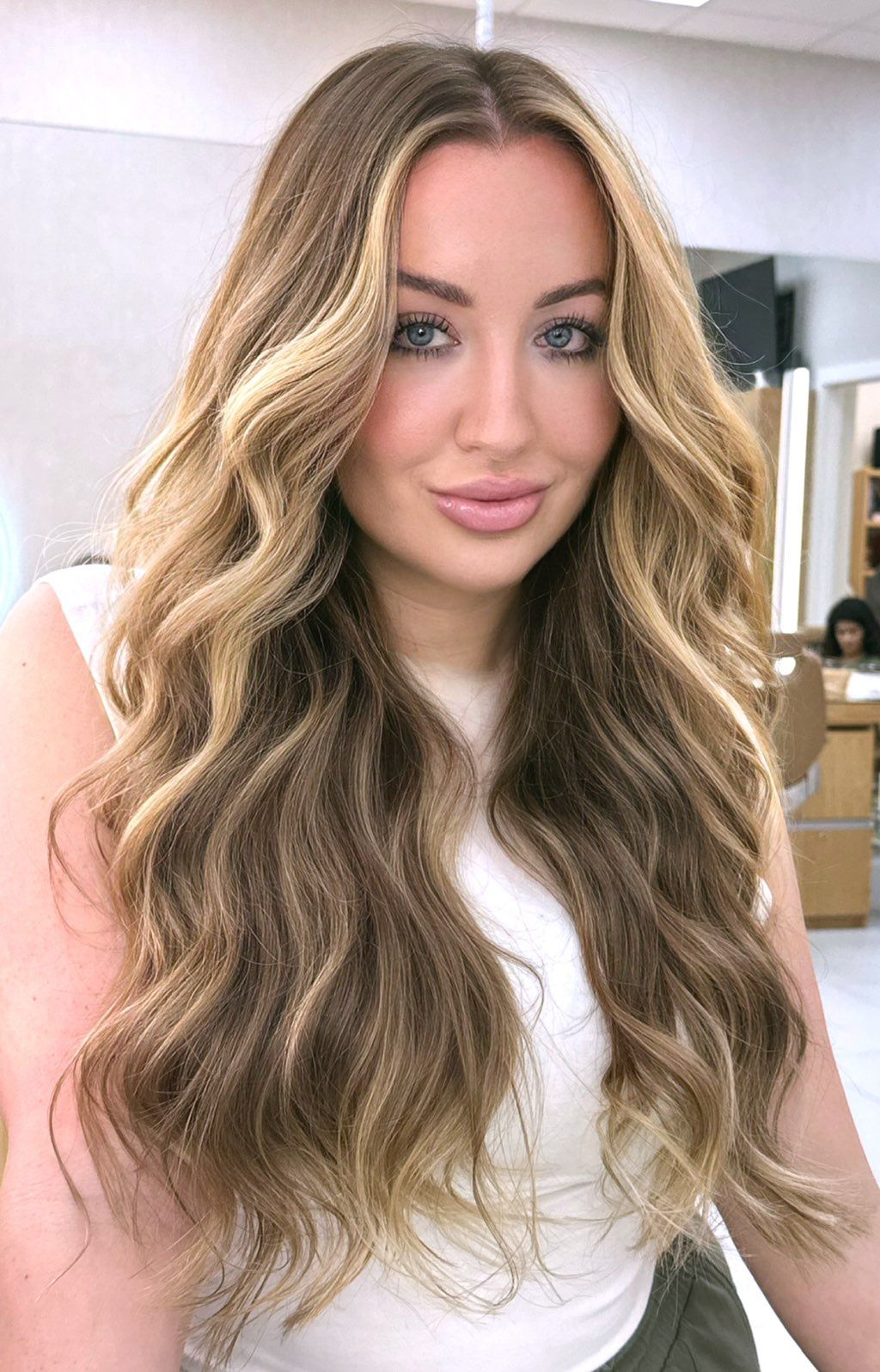 Face Frame + Hair Extensions 