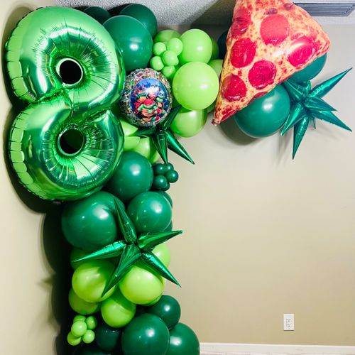 We absolutely love Balloon Artist Theia!! She’s th