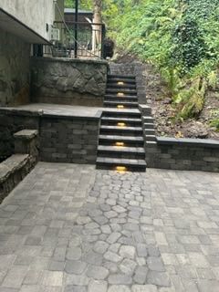 Working with R&J Hardscaping was a great experienc