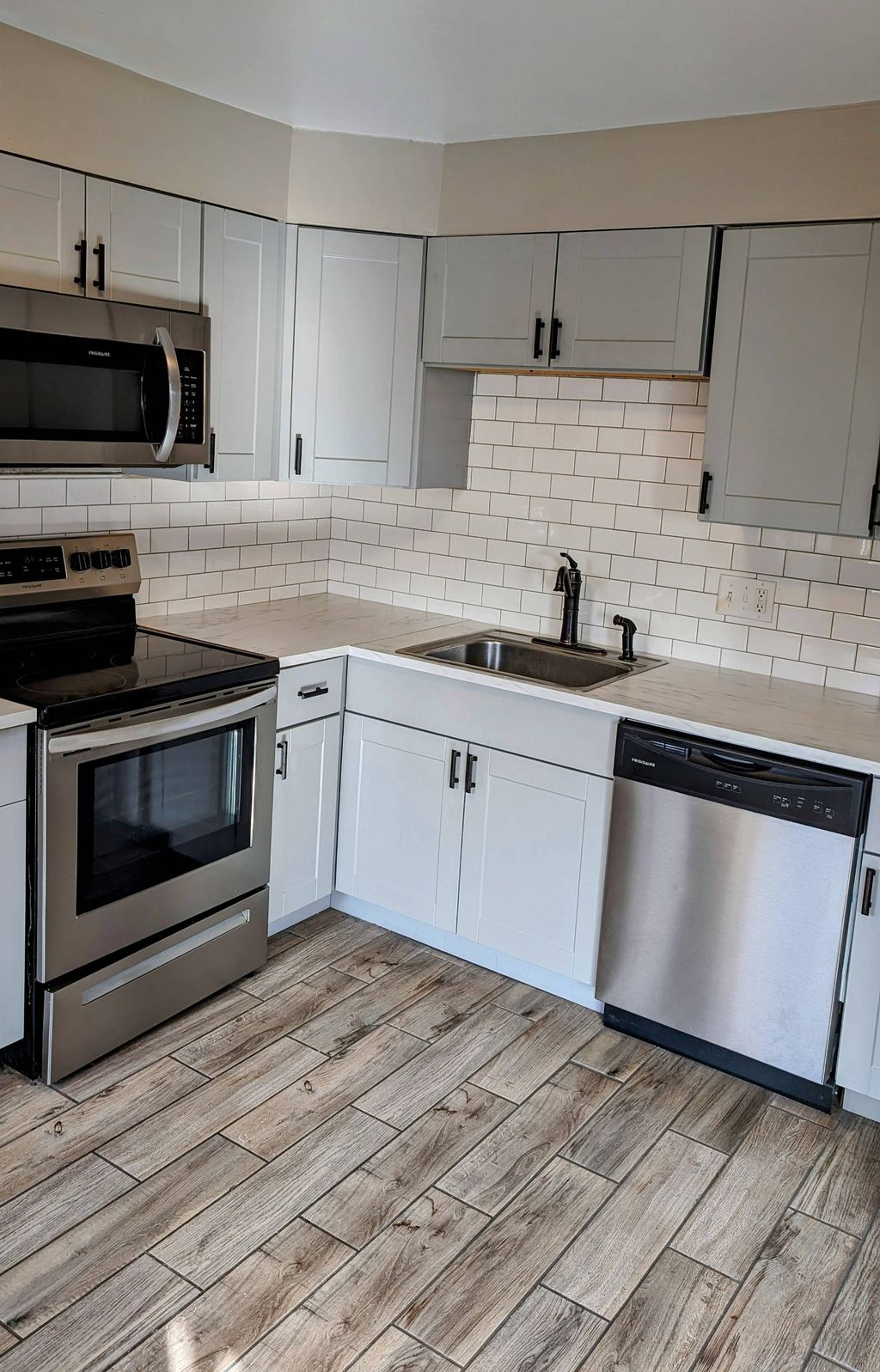 Clean kitchen