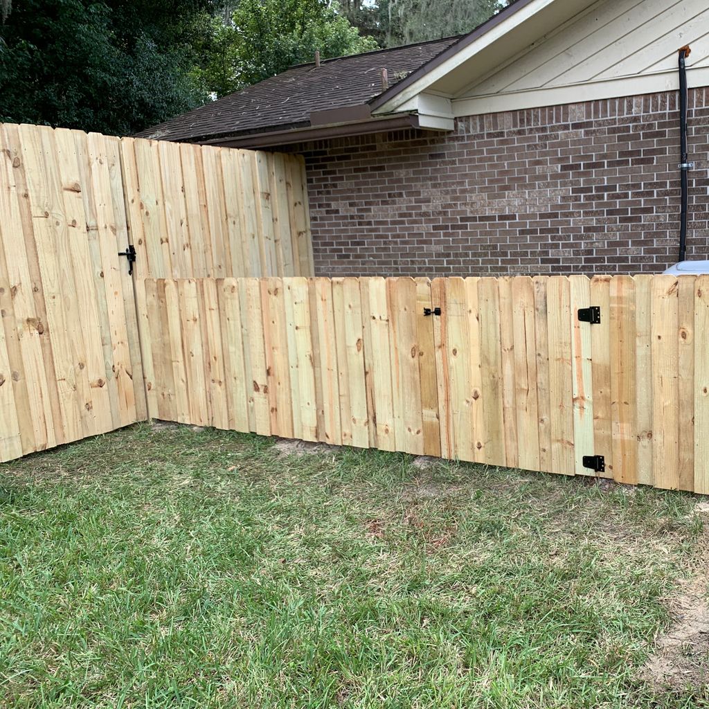Advance fence installation