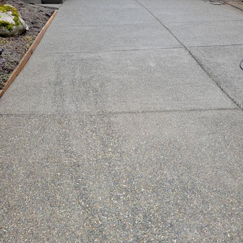 Expose aggregate  concrete  drive way  Bothell 