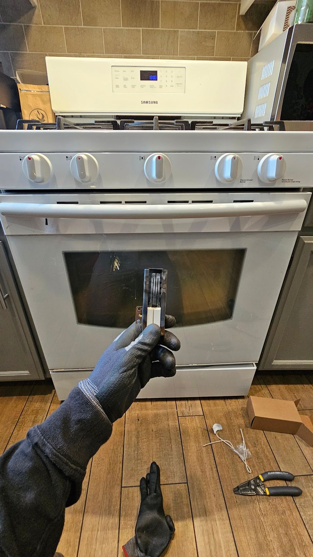 Oven repair