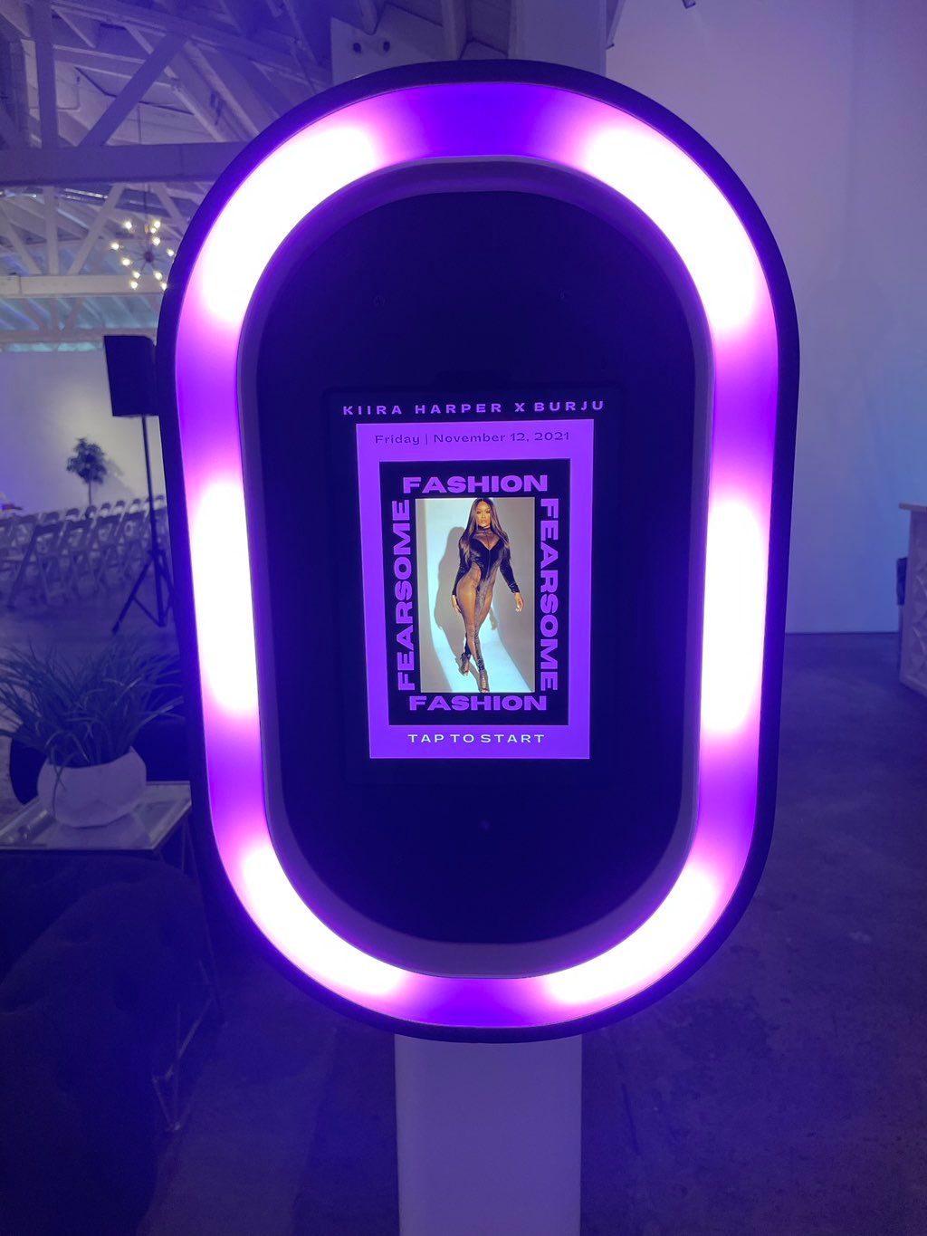 Fashion Show Front Screen