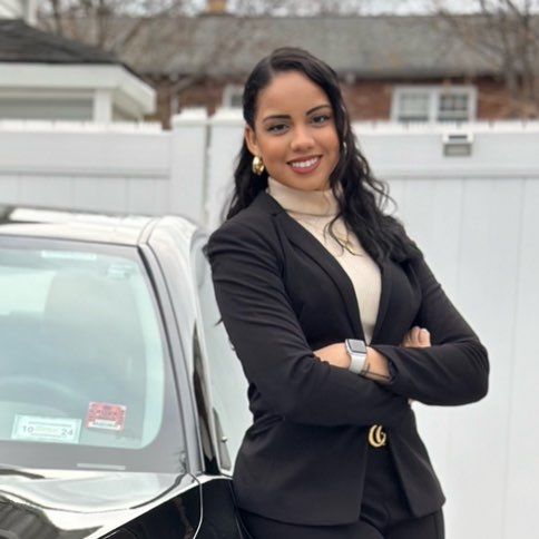 Femme En Noir Car Service