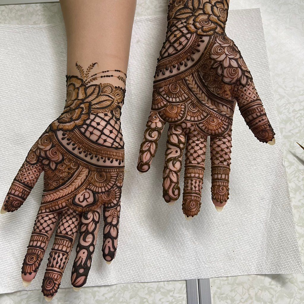 Henna by Asmita