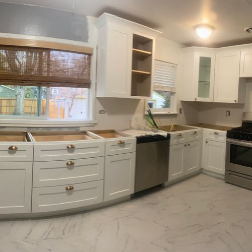 Full Kitchen Remodeling