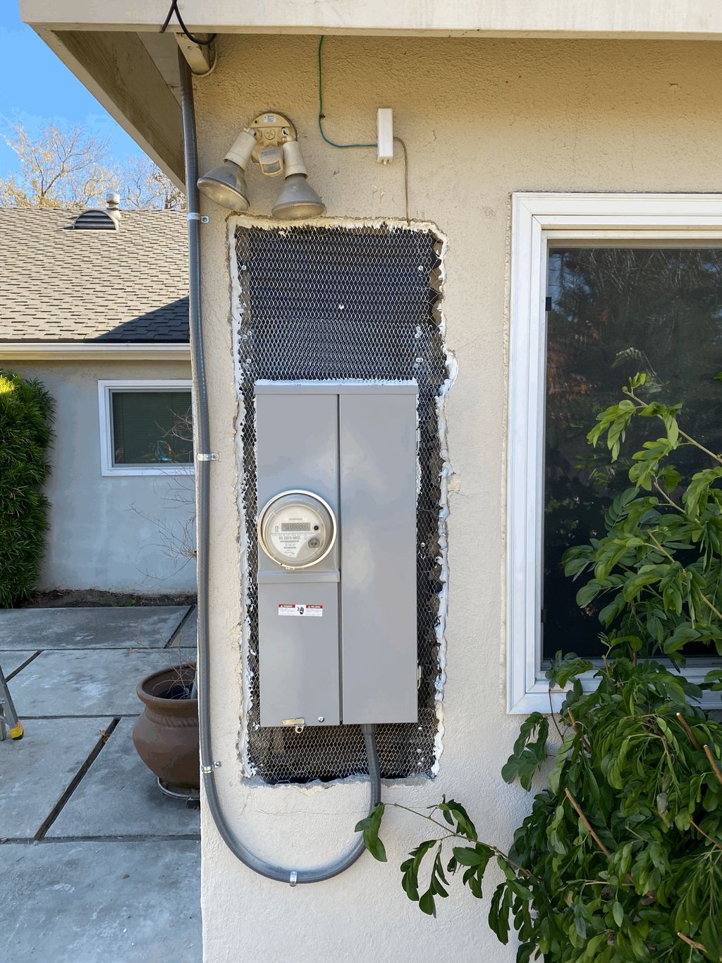 New 200 amp main panel