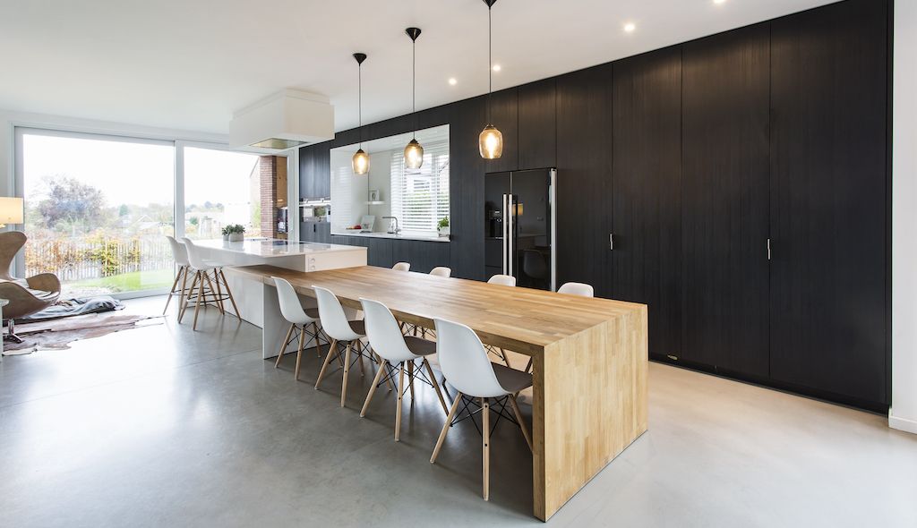 kitchen with concrete flooring