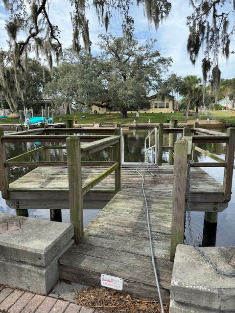 DOCK CLEANING (DIRTY)