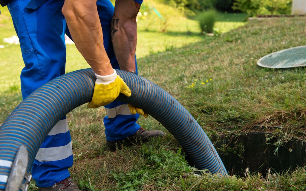 Septic tank plumbing 101: How do septic tanks work?