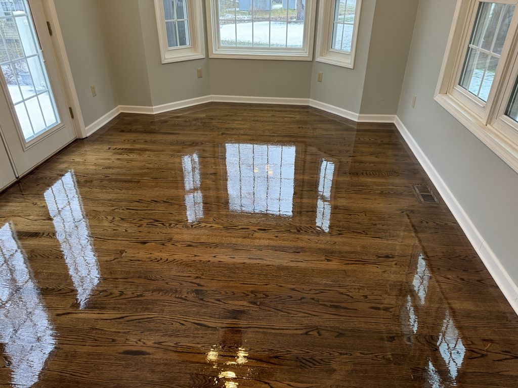 Hardwood Floor Refinishing