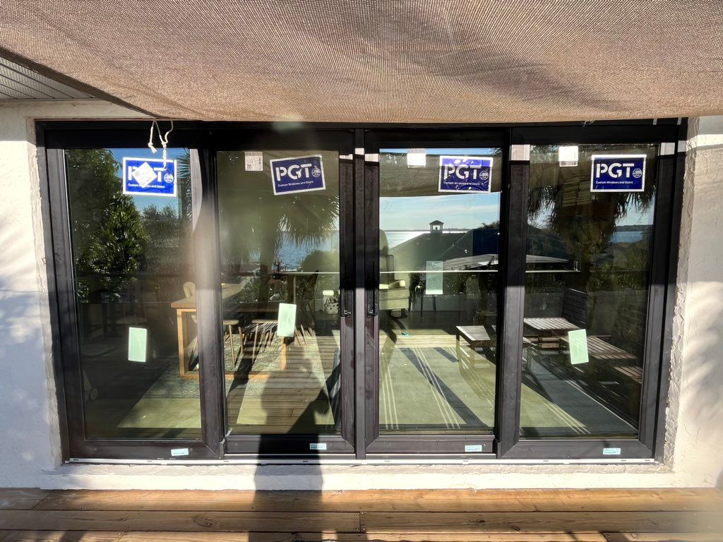 Sliding doors installation 