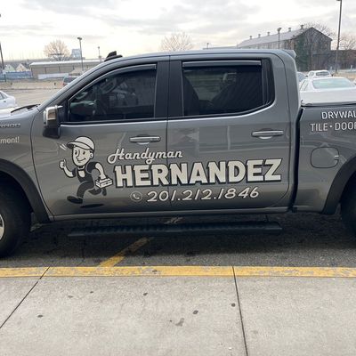 Avatar for Handyman Hernandez  professional services
