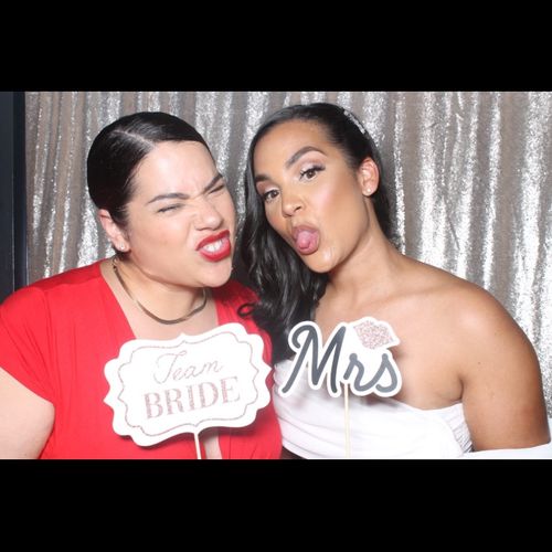 I’ve used Delfi Exquisit Events photo booth rental