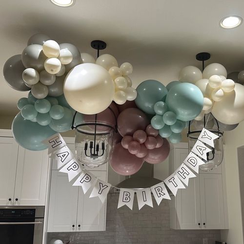 Kristen did an amazing job on my balloons!! She br
