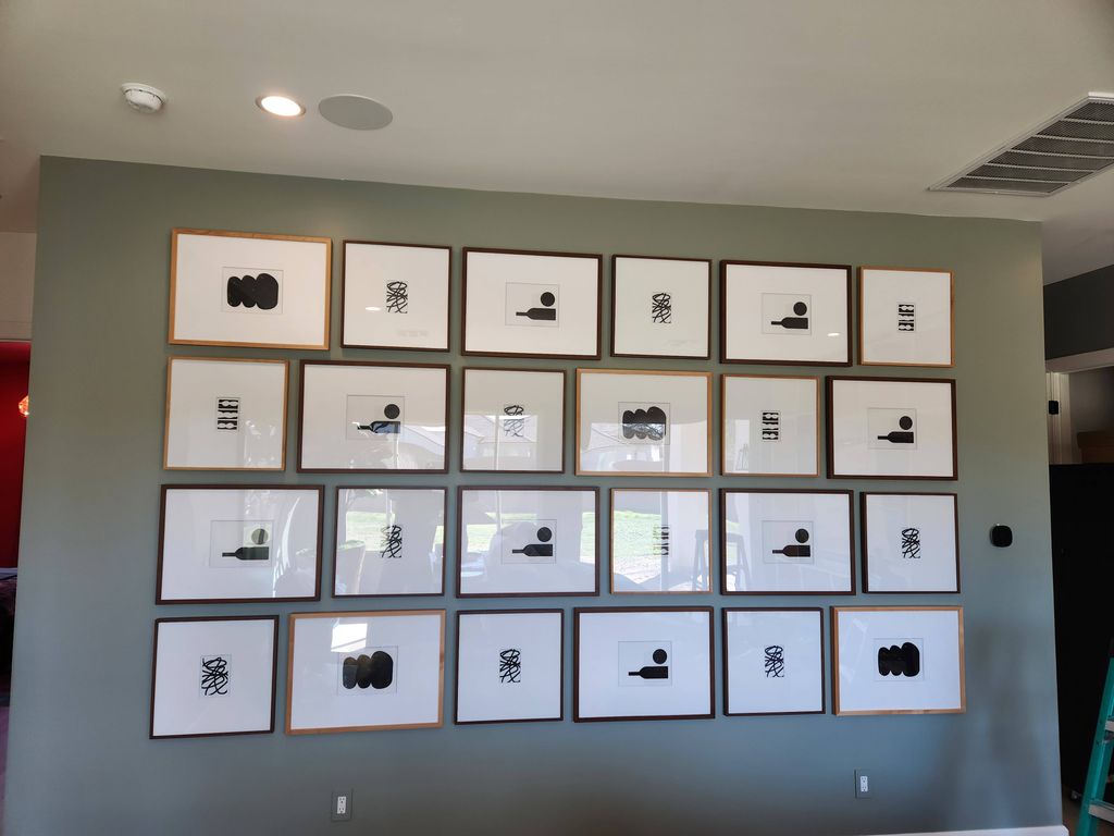 Intricate pattern with multiple sized frames execu