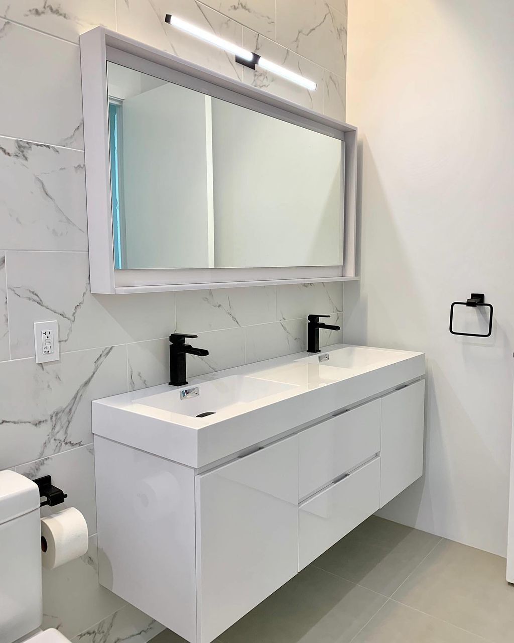 bathroom remodeling in Knoxville, Tennessee