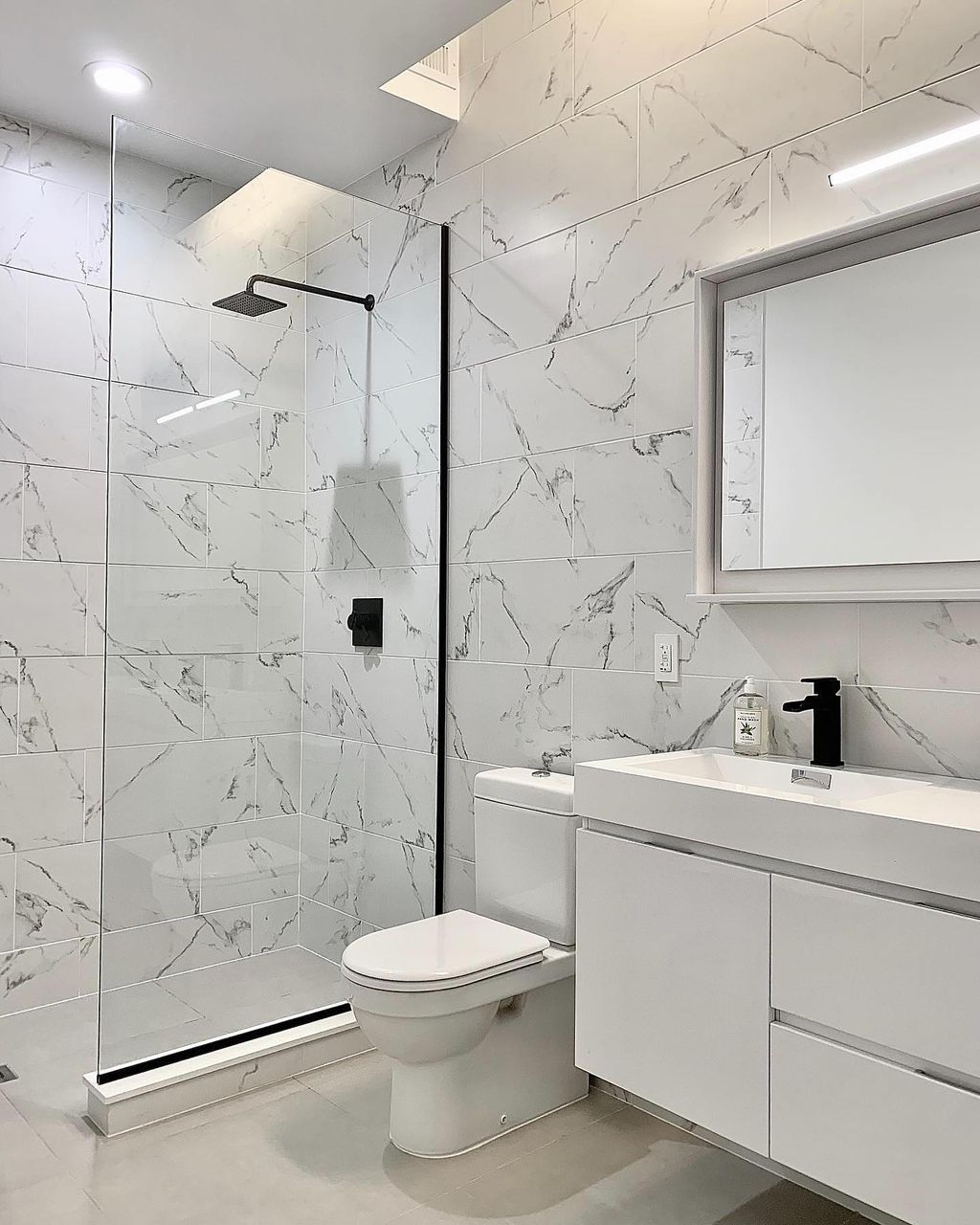 bathroom remodeling in Knoxville, Tennessee