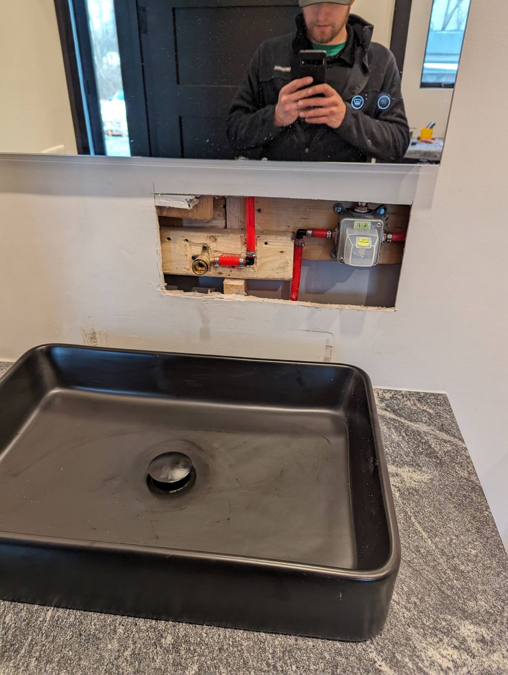 Recessed lav faucet piping