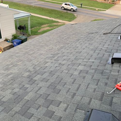 Full shingle replacement (2/2)
