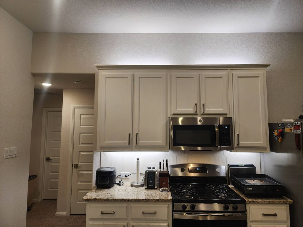 Over/Under Cabinet Lighting 