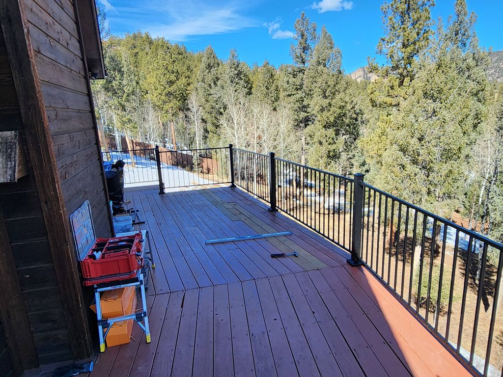 new deck railing 