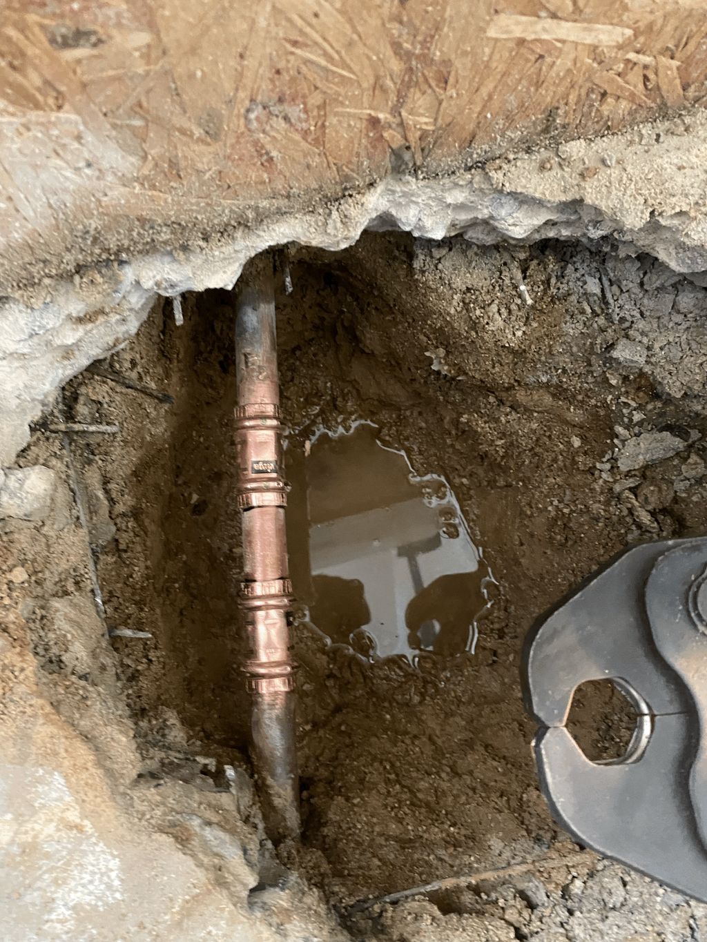 LEAK DETECTION / SLAB REPAIR
