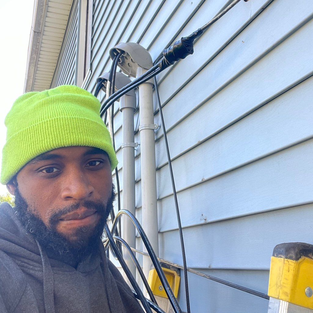 Build A Hut LLC