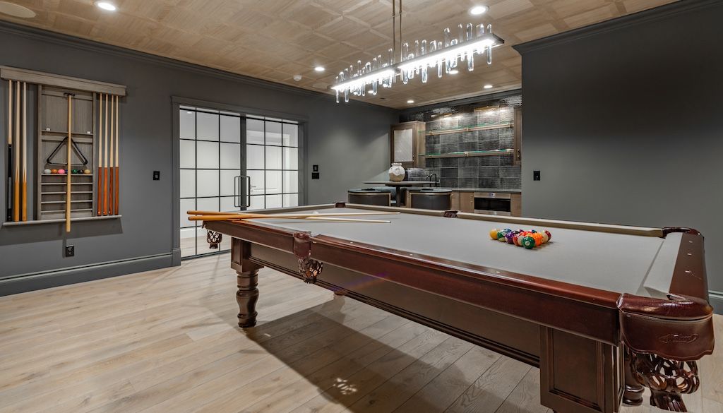 basement remodel ideas: pool table or billiard room