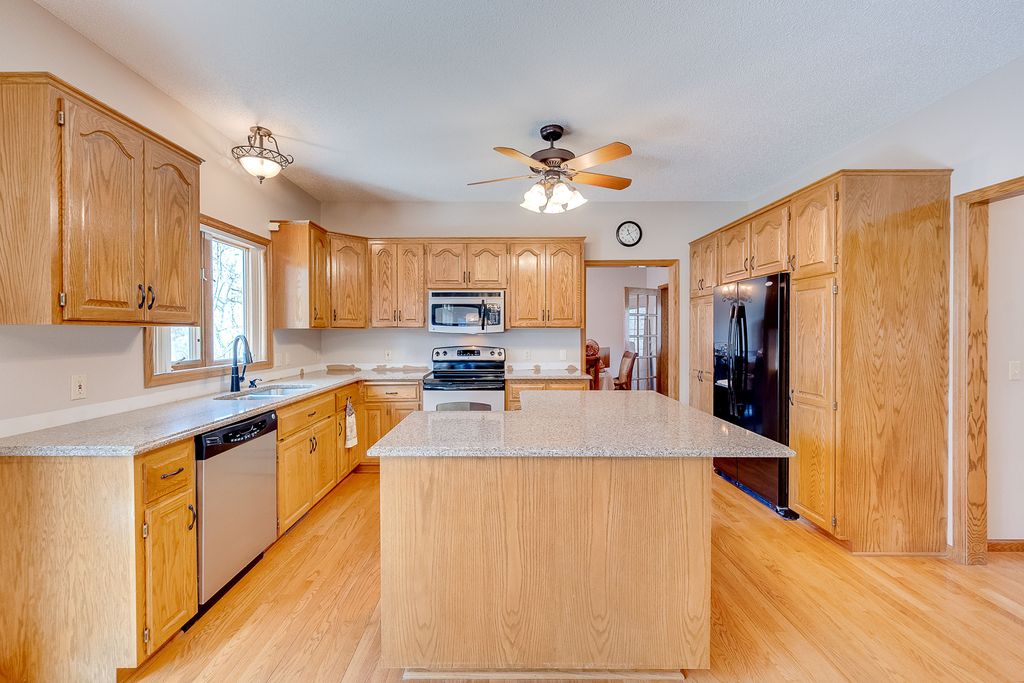 Kitchen Refacing Before